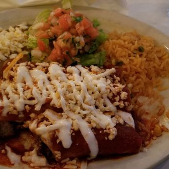 La Cantina Grill - Lunch special enchiladas with carne asada. - Mexican Near Me - Chicago, Illinois La Cantina Grill - Lunch special enchiladas with carne asada. - Mexican Near Me - Chicago, Illinois