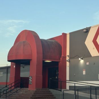 AMF Sky Lanes - Front entrance - Bowling Near Me - Orlando, Florida