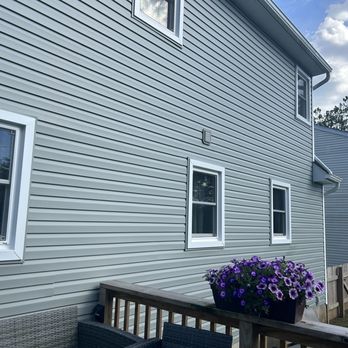 Dany's Construction - House siding remodel - before and after! - General Contractors Near Me - Gap, Pennsylvania Dany's Construction - House siding remodel - before and after! - General Contractors Near Me - Gap, Pennsylvania