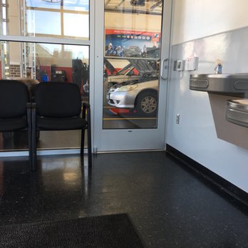 Valvoline Instant Oil Change - Waiting room - Oil Change Stations Near Me - Fulshear, Texas Valvoline Instant Oil Change - Waiting room - Oil Change Stations Near Me - Fulshear, Texas