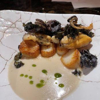 XO Restaurant - Asian Fusion Near Me - Honolulu, Hawaii