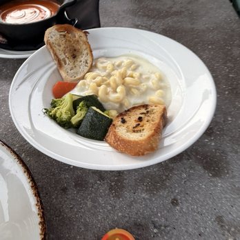 Jackalope's Bar and Grill - Noodles and cheese - American Near Me - Fish Camp, California