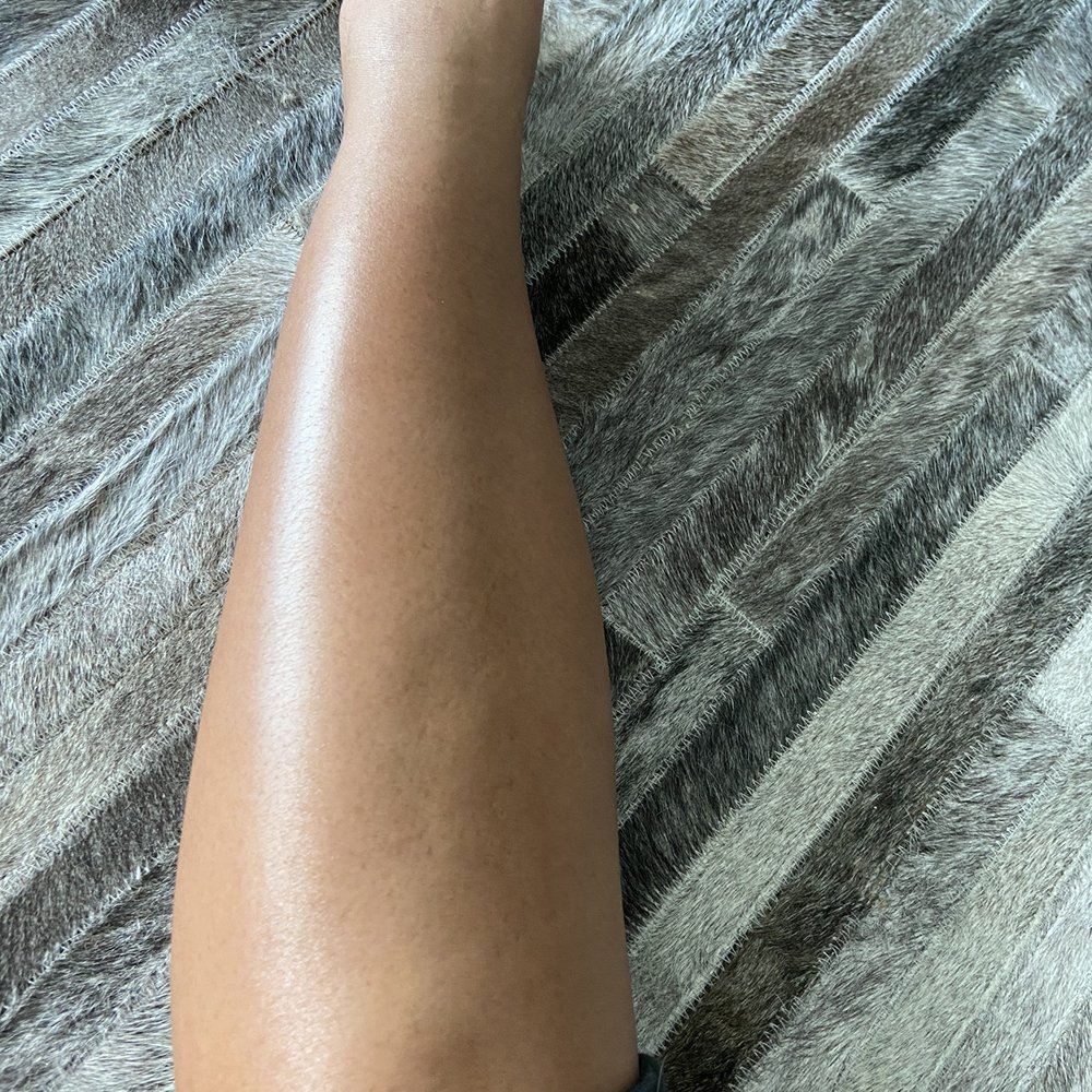 BLB Luxury - This was prior to showering after the 6 hours, still kept the dark gorgeous shade! - Spray Tanning Near Me - St. Petersburg, Florida