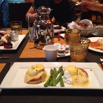Veranda - Eggs Benedict - Breakfast & Brunch Near Me - Las Vegas, Nevada Veranda - Eggs Benedict - Breakfast & Brunch Near Me - Las Vegas, Nevada
