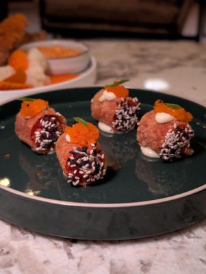 Nocturno cocktail bar by null