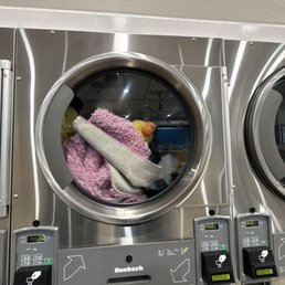 Big carpet, stuffed animals, and two pillows in dryer. (3rd grade teacher there is a lot of stuffed animals in here) Big carpet, stuffed animals, and two pillows in dryer. (3rd grade teacher there is a lot of stuffed animals in here)