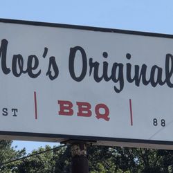 Moe's Original Bar B Que