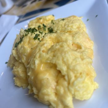 Batter & Berries - 2 Eggs - Breakfast & Brunch Near Me - Chicago, Illinois Batter & Berries - 2 Eggs - Breakfast & Brunch Near Me - Chicago, Illinois