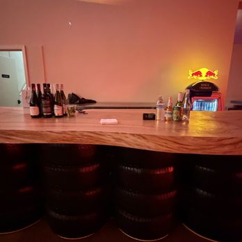 Premier Events and Staff - Bar set up - Bartenders Near Me Premier Events and Staff - Bar set up - Bartenders Near Me