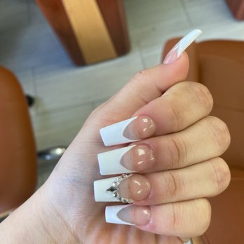 Debbies Waxing & Nails - nails - Nail Salons Near Me - Montebello , California