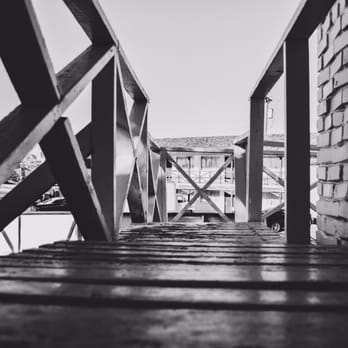 El Rancho Hotel - Balcony walkway to the pool - Hotels Near Me - Gallup, New Mexico