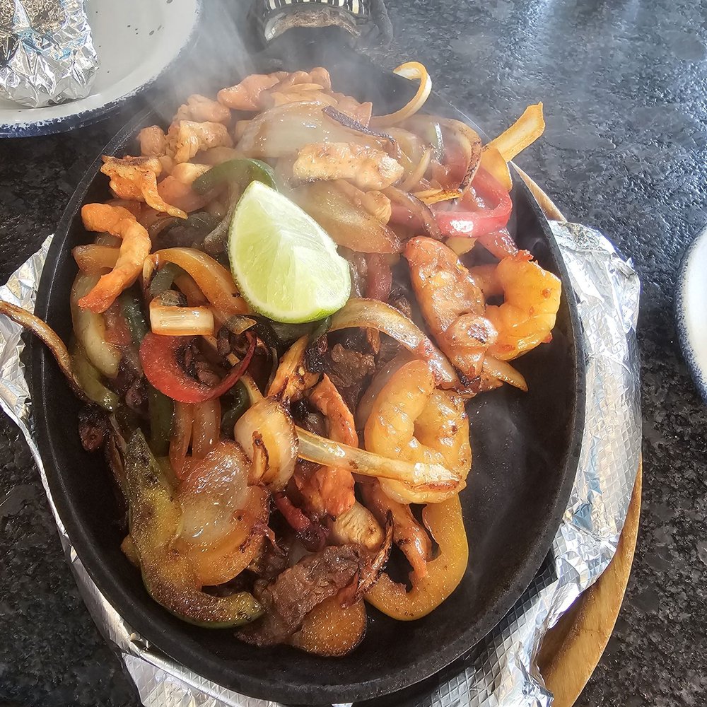 El Sabor Latin Kitchen - Mexican Near Me - Pittsburgh, Pennsylvania
