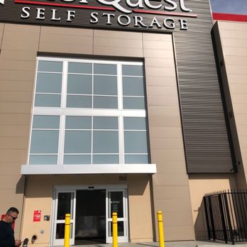 StorQuest Self Storage - Self Storage Near Me - Hawthorne, California
