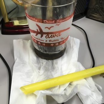 Hawa Smoothies & Bubble Tea - Look at all those boba and I'm at the end of the bubble tea! They're not cheap with it!! - Bubble Tea Near Me - Brooklyn, New York