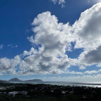 Diamond Head Lookout - Parks Near Me - Honolulu, Hawaii