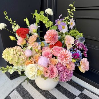 NaRae Flowers - The was delivered like this!!! - Florists Near Me NaRae Flowers - The was delivered like this!!! - Florists Near Me