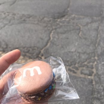 Rois Cream - The m&ms macaroon! Soooo good! - Cafes Near Me - Toronto, Ontario