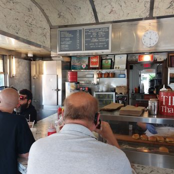 White Manna - Inside - Burgers Near Me - Hackensack, New Jersey