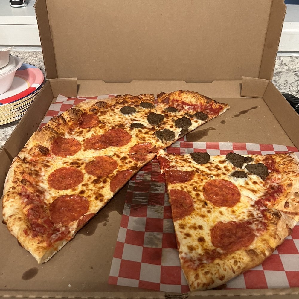 Mattenga's Pizzeria Callaghan - Pizza Near Me - San Antonio, Texas Mattenga's Pizzeria Callaghan - Pizza Near Me - San Antonio, Texas