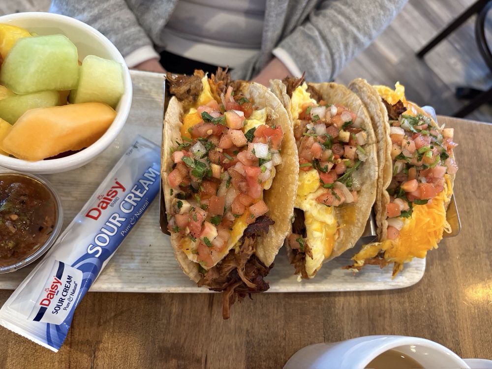 Golden Spoon Cafe Logo