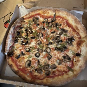 Fratelli's Pizza Kitchen - Small Vegetarian Pizza - Pizza Near Me - Henderson, Nevada Fratelli's Pizza Kitchen - Small Vegetarian Pizza - Pizza Near Me - Henderson, Nevada