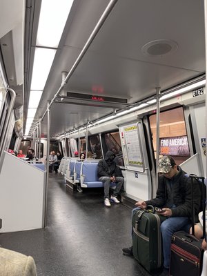 MCPHERSON SQUARE METRO STATION Updated March 2025 51 Photos & 35