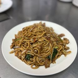 Great Wall Chinese Restaurant - Chicken Chow Mein