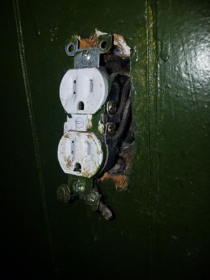 Davidsons Electric Logo