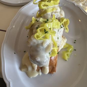 Coucou - L'Haute Dog - French Near Me - Manhattan Beach, California