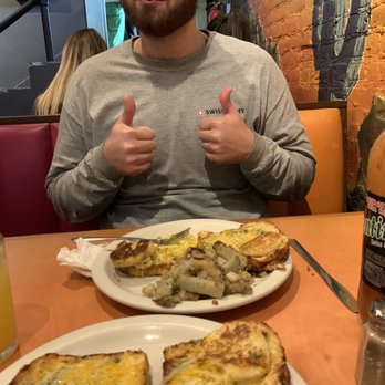 Arturo's Underground Cafe - SW Egg in a Hole - Cafes Near Me - Austin, Texas