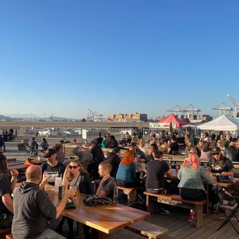 Faction Brewing - Outdoor patio - Breweries Near Me - Alameda, California