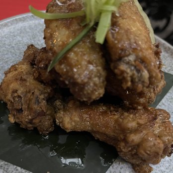 Bonjour Vietnam Bistro - Honey garlic chicken wings - Vietnamese Near Me - Vancouver, British Columbia Bonjour Vietnam Bistro - Honey garlic chicken wings - Vietnamese Near Me - Vancouver, British Columbia
