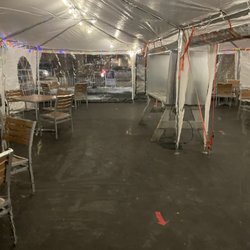 An even bigger outdoor dining area