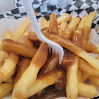 Beeps Fast Food - Gravy Fries - Fast Food Near Me - Van Nuys, California Beeps Fast Food - Gravy Fries - Fast Food Near Me - Van Nuys, California