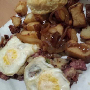 Berry Fresh Cafe - Corned beef hash - Breakfast & Brunch Near Me - Stuart, Florida Berry Fresh Cafe - Corned beef hash - Breakfast & Brunch Near Me - Stuart, Florida