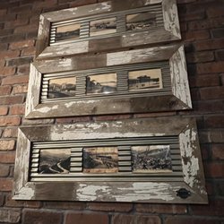 Agostino's - Decorating