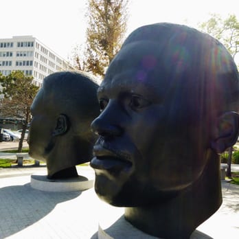Jackie and Mack Robinson Memorial - Landmarks & Historical Buildings Near Me - Pasadena, California