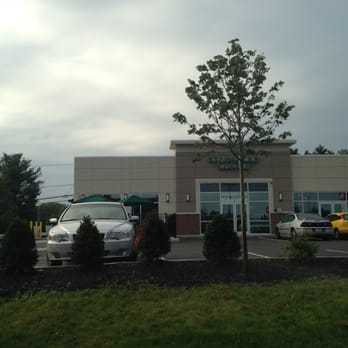 Starbucks - Franklin Starbucks -- 644 Old West Central Street, Franklin               Storefront - Coffee & Tea Near Me - Franklin, Massachusetts