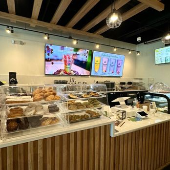 Qamaria Yemeni coffee - Desserts Near Me - Aurora, Illinois Qamaria Yemeni coffee - Desserts Near Me - Aurora, Illinois