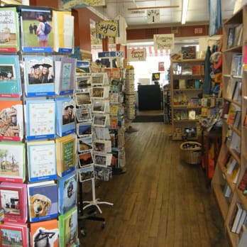 Wellfleet Marketplace - Grocery Near Me - Wellfleet, Massachusetts
