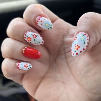Gemiés Nails - Nail Technicians Near Me - Anaheim, California