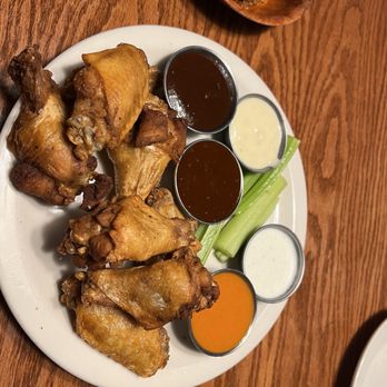 The Dam Pub - Wings - Pubs Near Me - Des Moines, Iowa The Dam Pub - Wings - Pubs Near Me - Des Moines, Iowa