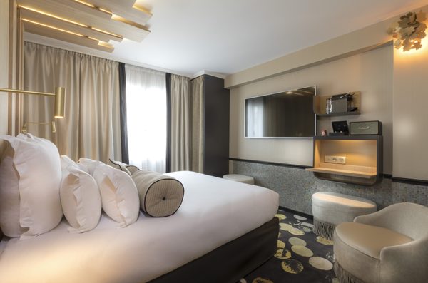 Hôtel du Cadran by Collection Vesper (Hôtel rue Cler Paris, Hotel Tour Eiffel Paris) by null