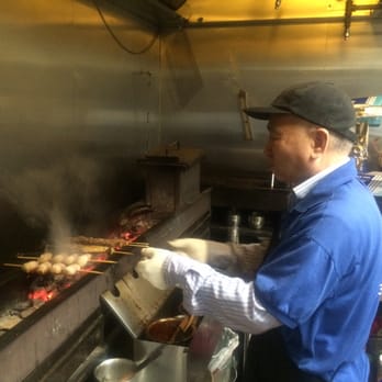 Simon's BBQ - This man cooks up some simple and delicious BBQ options - Barbeque Near Me - Brooklyn, New York Simon's BBQ - This man cooks up some simple and delicious BBQ options - Barbeque Near Me - Brooklyn, New York