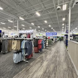 PGA TOUR Superstore Boise - Interior