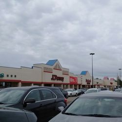 Cascade Crossing Shopping Center - Stores.