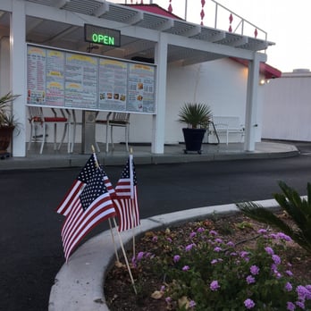 Chilly Jilly'z Bakery & Cafe - Flags out on Memorial Day! - Ice Cream & Frozen Yogurt Near Me - Boulder City, Nevada Chilly Jilly'z Bakery & Cafe - Flags out on Memorial Day! - Ice Cream & Frozen Yogurt Near Me - Boulder City, Nevada