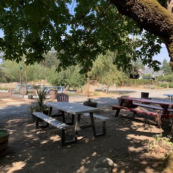 Apple Valley Country Store - picnic tables and barrels - Specialty Food Near Me - Hood River, Oregon