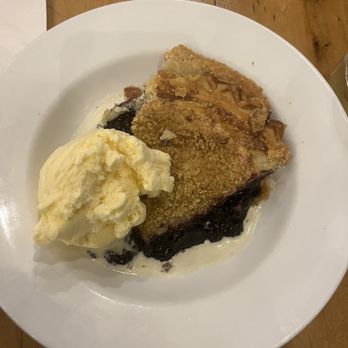 Side Street Cafe - Blueberry pie - American Near Me - Bar Harbor, Maine Side Street Cafe - Blueberry pie - American Near Me - Bar Harbor, Maine
