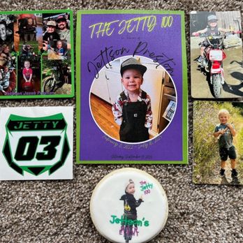 Saturn Stickers - Stickers on the right side. - Printing Services Near Me - Portland, Oregon Saturn Stickers - Stickers on the right side. - Printing Services Near Me - Portland, Oregon